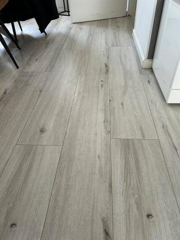 Laminaat vloer 40 m² – zelf ophalen- Gratis!