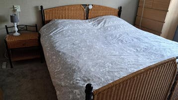 Gratis Bed, elektrisch verstelbare lattenbodems 1.80 x 2.00m