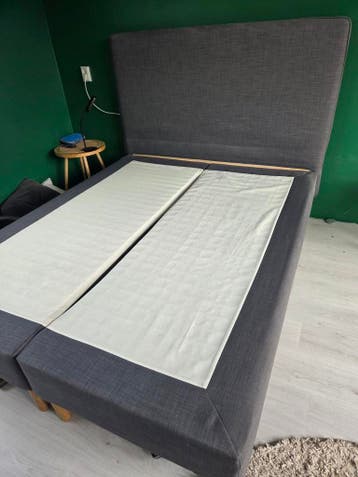 GRATIS Nu op te halenIkea boxspring 160x200 zonder topmatras