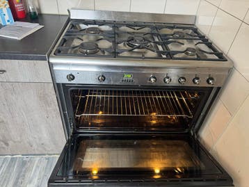 Smeg gasfornuis met oven - RVS