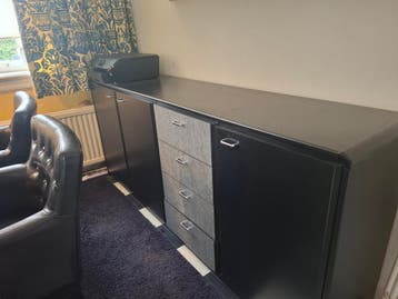 Royale Zwarte Buffetkast - 204 cm lang, gratis ophalen