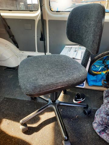 Verstelbare bureaustoel