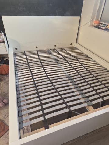 Bed Malm van Ikea