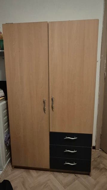 Kledingkast, beuken met blauwe lades