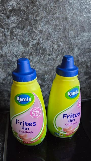 Gratis 2 flessen knoflooksaus van Remia lijn