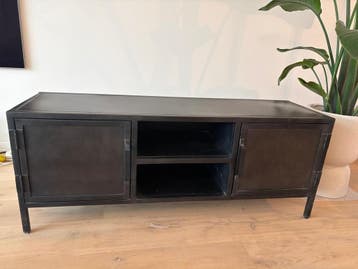 Gratis af te halen: tv meubel