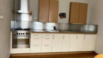 Gratis rechte keuken 3,35 m.