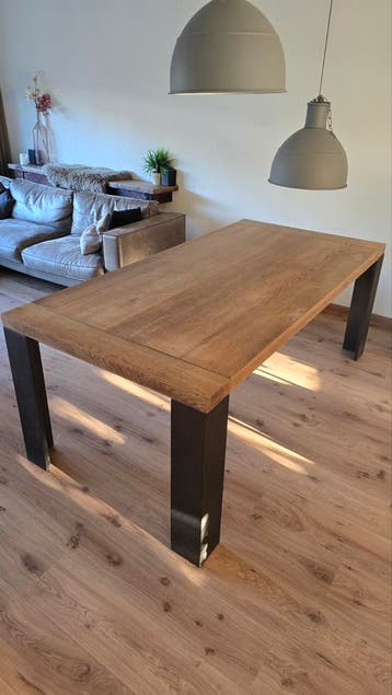 Robuuste zware houten eettafel 200x100x78 cm