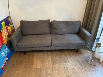 Mooie grijze bank op te halen (gratis)