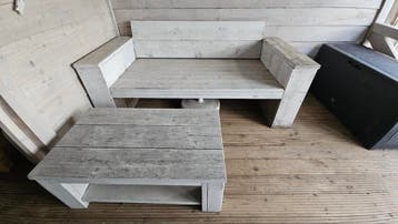 Steigerhout bankje met tafeltje