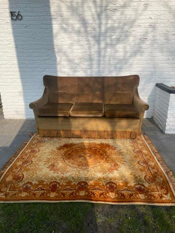 Gratis ophalen velvet groene vintage bank met fransjes