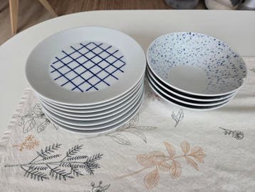 IKEA borden en kommen