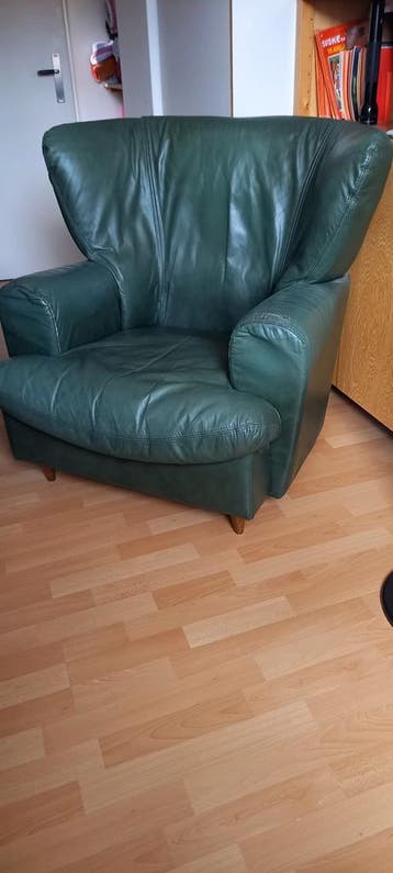 ** GRATIS FAUTEUIL DIE LIEFDE NODIG HEEFT **