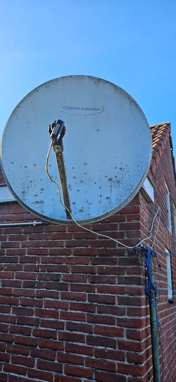 GRATIS OPHALEN Schotelantenne