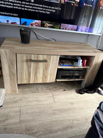 Tv meubel GRATIS