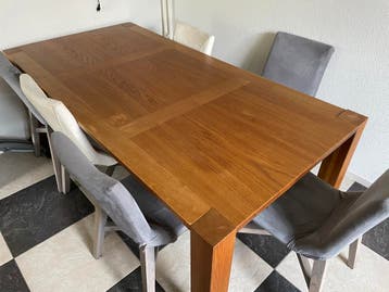 Eikenhouten eettafel