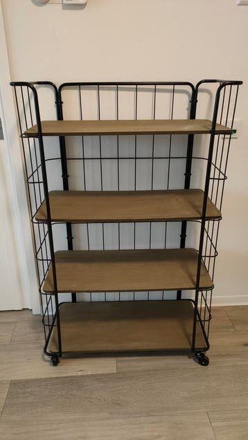 Gratis bakkerskast, bankstel & fauteuil (lees tekst)