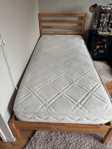 Houten bed inclusief matras 90x200 cm