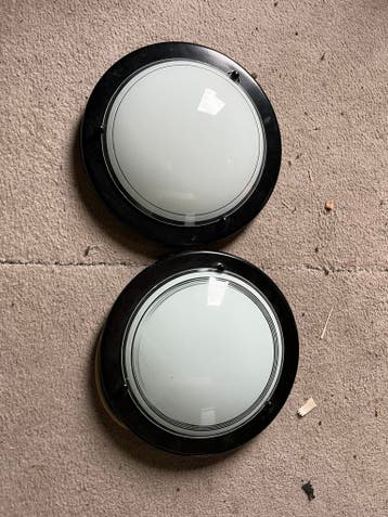 Lampen rond op wand of plafond