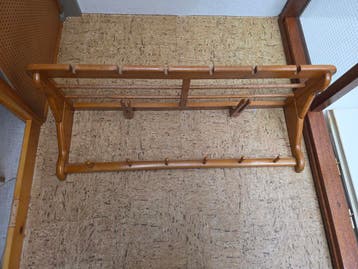 Houten wandkapstok met hoedenplank - 96x30x33 cm