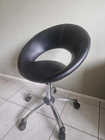 Nette Bureaustoel (gratis)