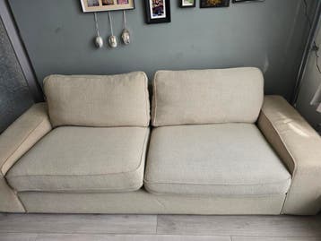 Ruime 2-persoons bank (Ikea Kivik)