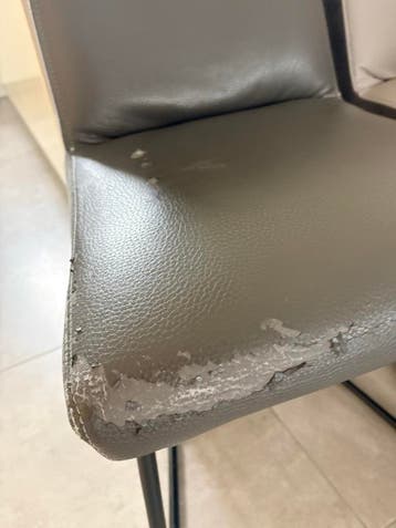 Stoelen 3x lichtgrijs en 3x donkergrijs