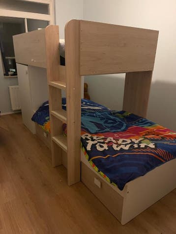 Gratis gedemonteerd stapelbed!