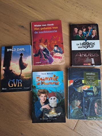 Diverse kinderboeken: Roald Dahl (GVR), De Vijf, Dummie