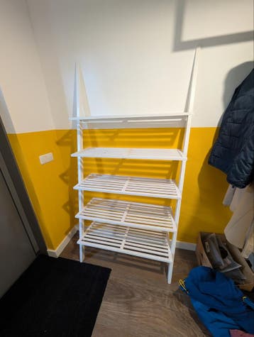 Wit houten rek - 180 cm hoog, 85 cm breed