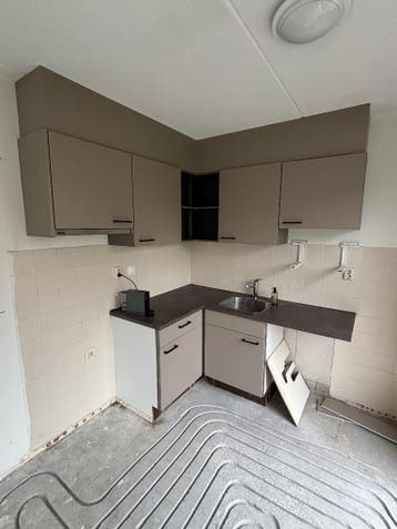 Kleine complete keuken – Zelf demonteren - Gratis