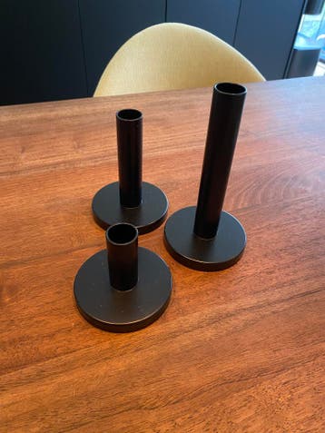 Set zwarte kaarshouders