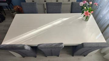 Gratis zware eettafel