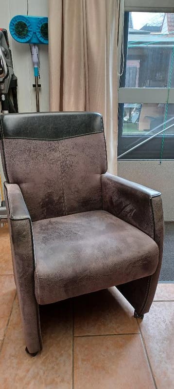 Eetkamer  fauteuils
