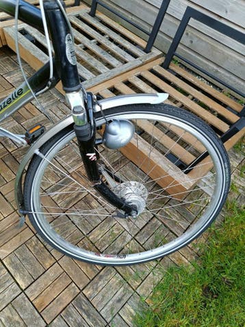 Gratis Herenfiets, voorvork + zadel kapot