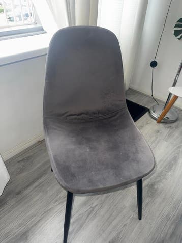 VERKOCHT 8x grijze eetkamerstoelen