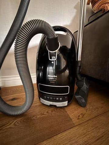 Miele Complete C3 Score Black EcoLine Stofzuiger