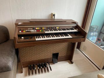 Yamaha Electone B45 Orgel