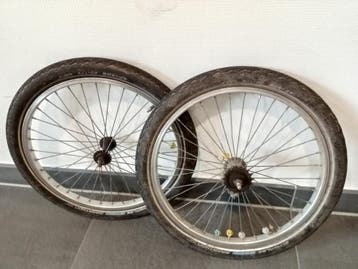 Setje 20 inch velgen wielen met binnen- en buitenband