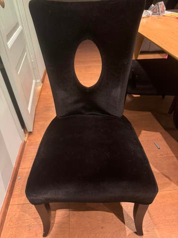 4 mooie eettafel stoelen