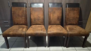Set van 4 bruine eetkamerstoelen