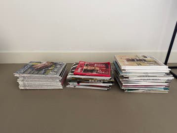 Stapel tijdschriften delicious, elle eten en JAN