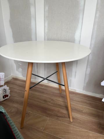 Gratis Ronde eettafel ophalen