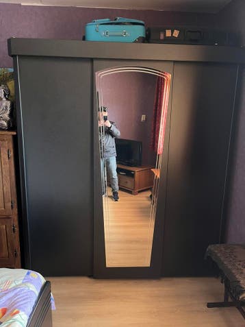 GRATIS Kleding kast, per direct op te halen, 185 x64x210