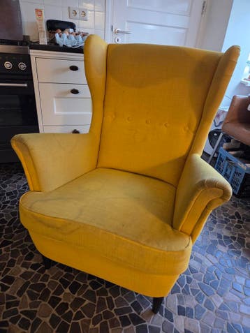 Ikea gele stoel