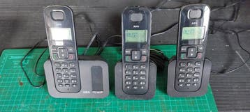 AEG Voxtel D500 Triple Draadloze Telefoon Set