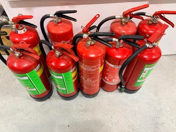 9x Brandblusser - Keurmerk Verlopen