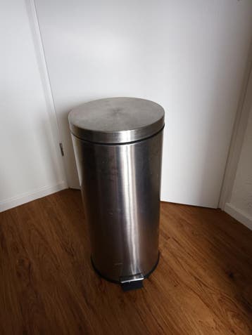 Gratis grote prullenbak RVS