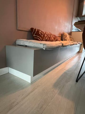 Eetbank met opbergvakken