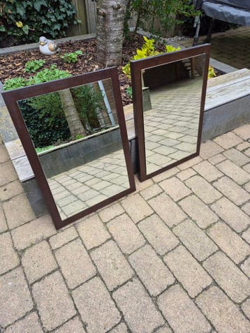 2 badkamerspiegels 70x50 cm gratis af te halen